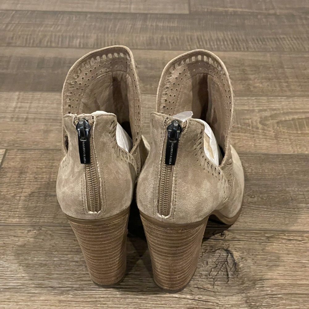 Vince Camuto Fileana French Taupe Suede Split Shaft Bootie Size 8.5 Womens EUC - Picture 6 of 15